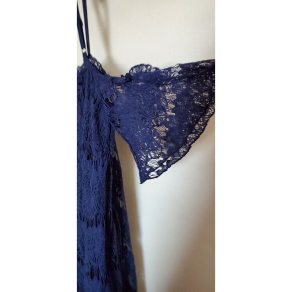 Love Fire Blue Lace Cold Shoulder Dress Lined M - Picture 15 of 16